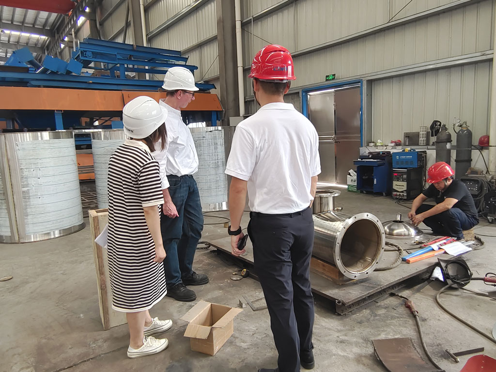 國(guó)外客戶來訪多靈